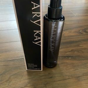 Mary Kay Brush Cleaner